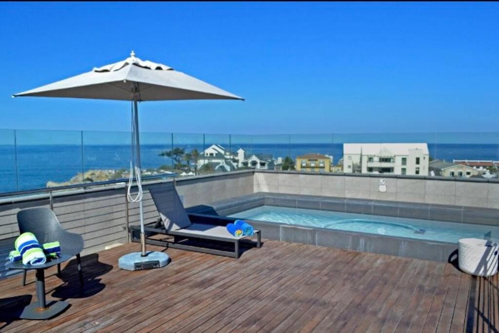 Hermanus Waterfront, Sea View Apartment With Balcony Exterior foto